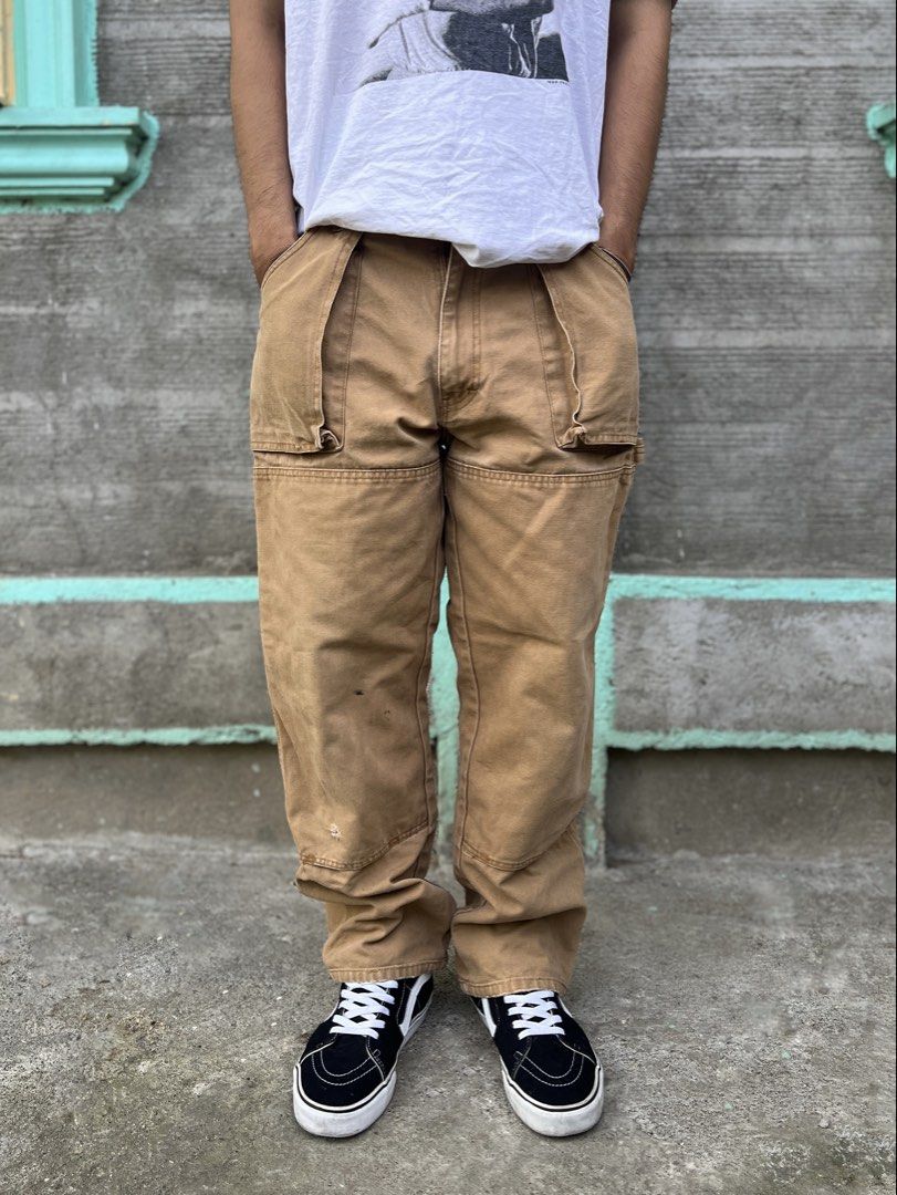 Dickies double knee (Category: Jeans) located in San Miguel. Submitted by clarencenaval (Listing ID 1470862545, Image 1). Description: Dickies carpenter double knee pants Size 34 on tag Lenght 39 leg opening 8.5 Issues see pictures below .