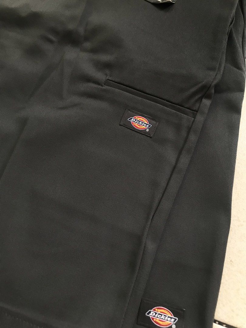 DICKIES SHORT (Category: Shorts) located in Manila. Submitted by peakflow. (Listing ID 1470867963, Image 2). Description: • CHARCOAL GRAY • BRAND NEW • Waistline 30 • Length 24 • Leg hole 12 • Color rate 10/10 • Price 📥.