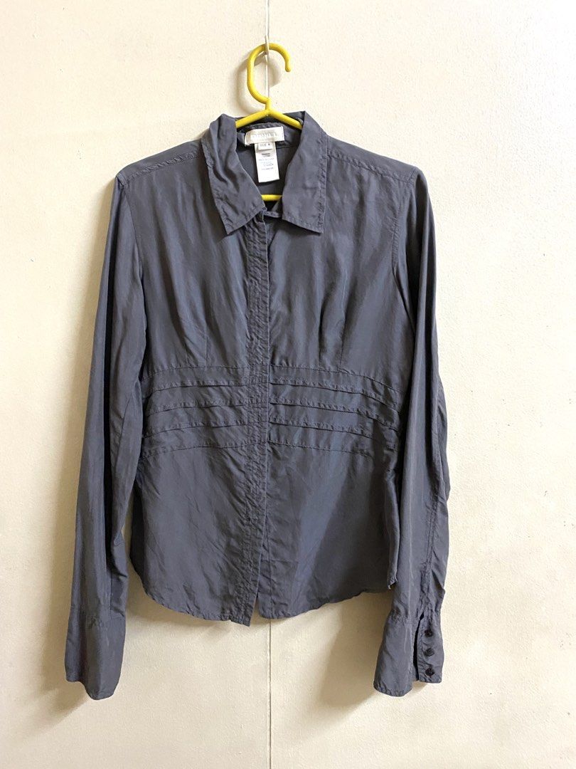 Diesel Grey Silk Long Sleeve Blouse (Category: Blouses) located in Makati City. Submitted by pepperstoremerch (Listing ID 1470930368, Image 1). Description: Diesel Grey Silk Long Sleeve Blouse Size Medium 100% Silk Preloved, good condition Please see pictures D0126 P261029HS.