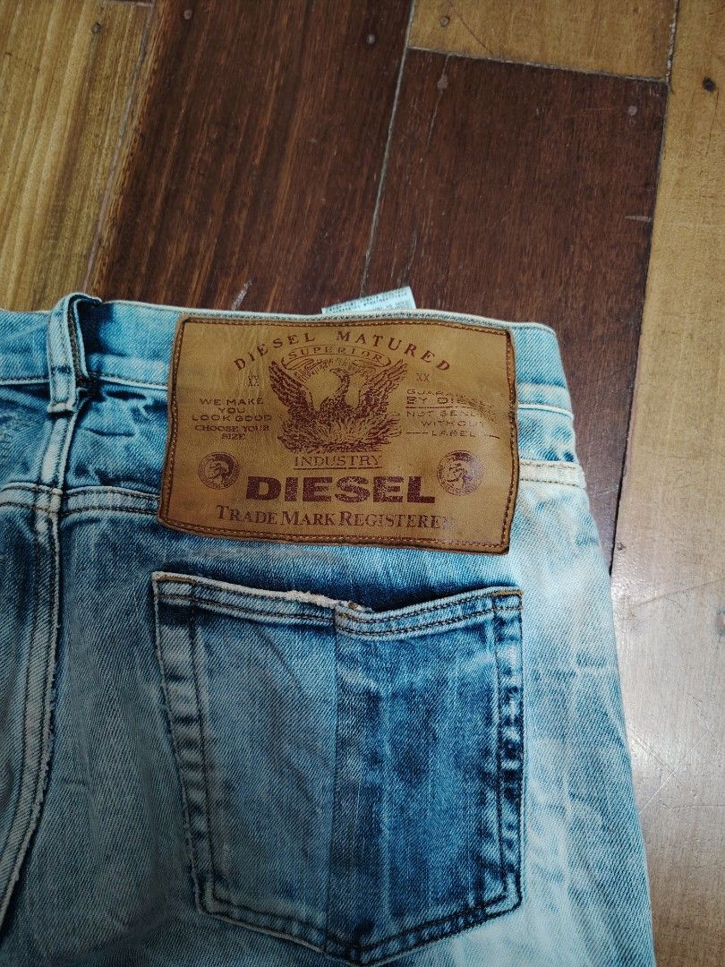 Diesel Pants (Category: Jeans) located in San Jose. Submitted by mickogapas67563 (Listing ID 1470757121, Image 3). Description: Diesel pants (big patch) Excellent condition No issue.
