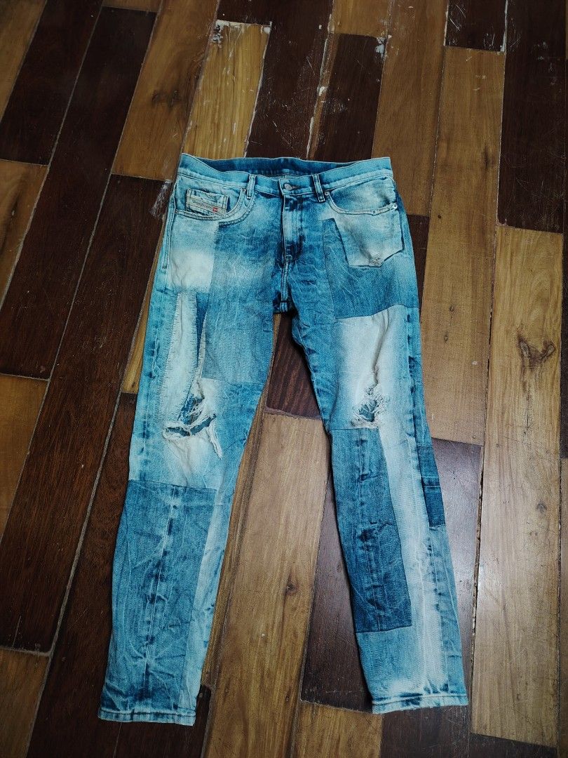 Diesel Pants (Category: Jeans) located in San Jose. Submitted by mickogapas67563 (Listing ID 1470757121, Image 1). Description: Diesel pants (big patch) Excellent condition No issue.