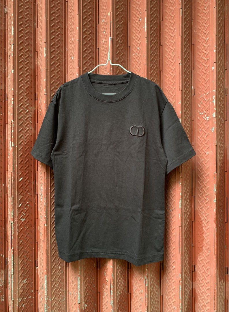 Dior CD Icon Embroidered T-Shirt (Category: Tshirts & Polo Shirts ) located in Buhi. Submitted by __sibol (Listing ID 1470812030, Image 1). Description: Dior CD Icon Embroidered T-Shirt Measurements: Width: 20” Length: 27”.