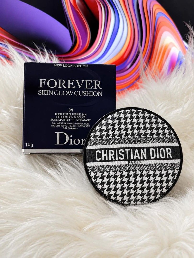 Dior Forever Skin Glow Cushion (Category: Makeup) located in Rizal. Submitted by wiseowl_765825 (Listing ID 1470808209, Image 1). Description: .