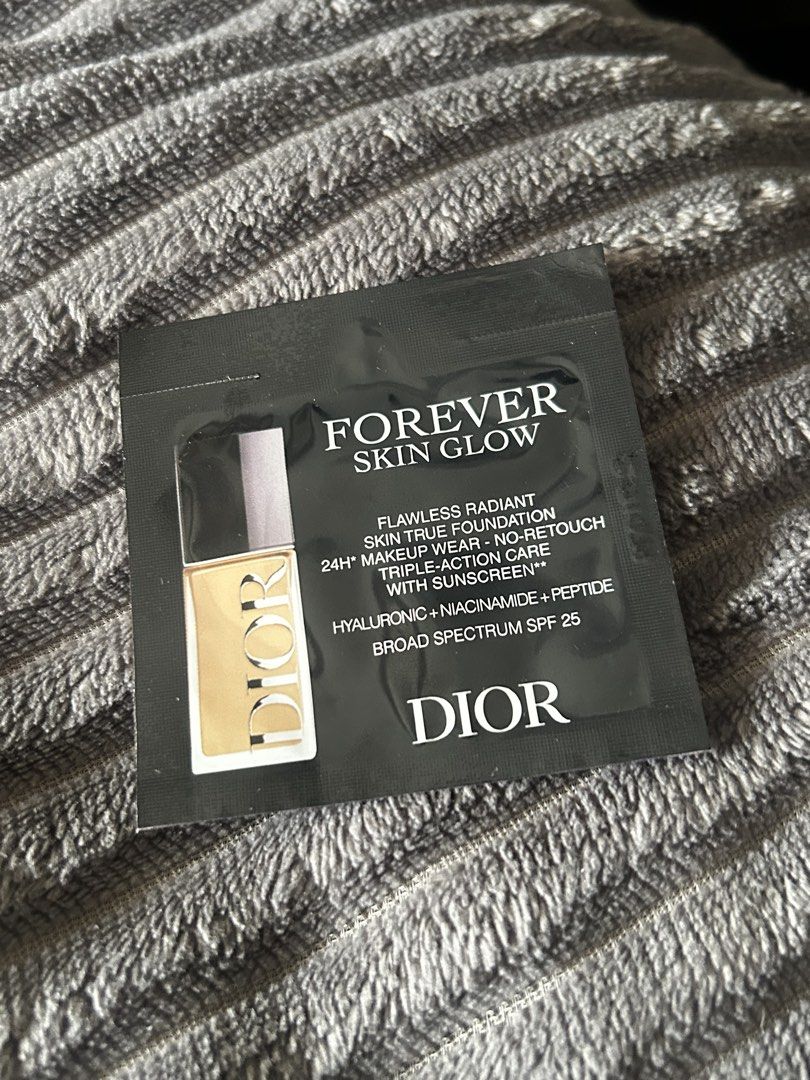 Dior Forever Skin Glow Foundation Sample 3W Warm (Category: Makeup) located in Quezon City. Submitted by jules.18 (Listing ID 1470816820, Image 1). Description: Authentic Dior Forever Skin Glow Foundation sample in shade 3W Warm (0.7 ml). Brand new and sealed. Includes SPF 25, hyaluronic acid, niacinamide, and peptides. Perfect shade tester before buying the full size..