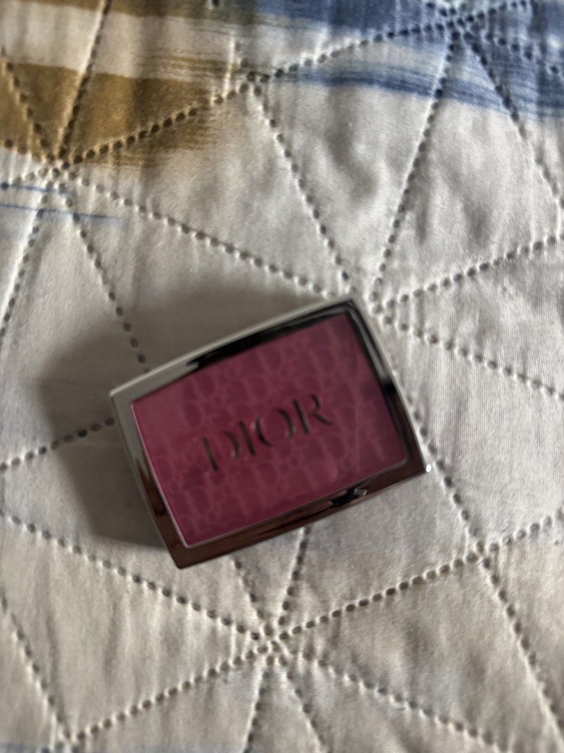 Dior Rosy Glow (Category: Makeup) located in Paranaque City. Submitted by rcas10 (Listing ID 1470820431, Image 1). Description: Shade 001 Pink Used but not abused.