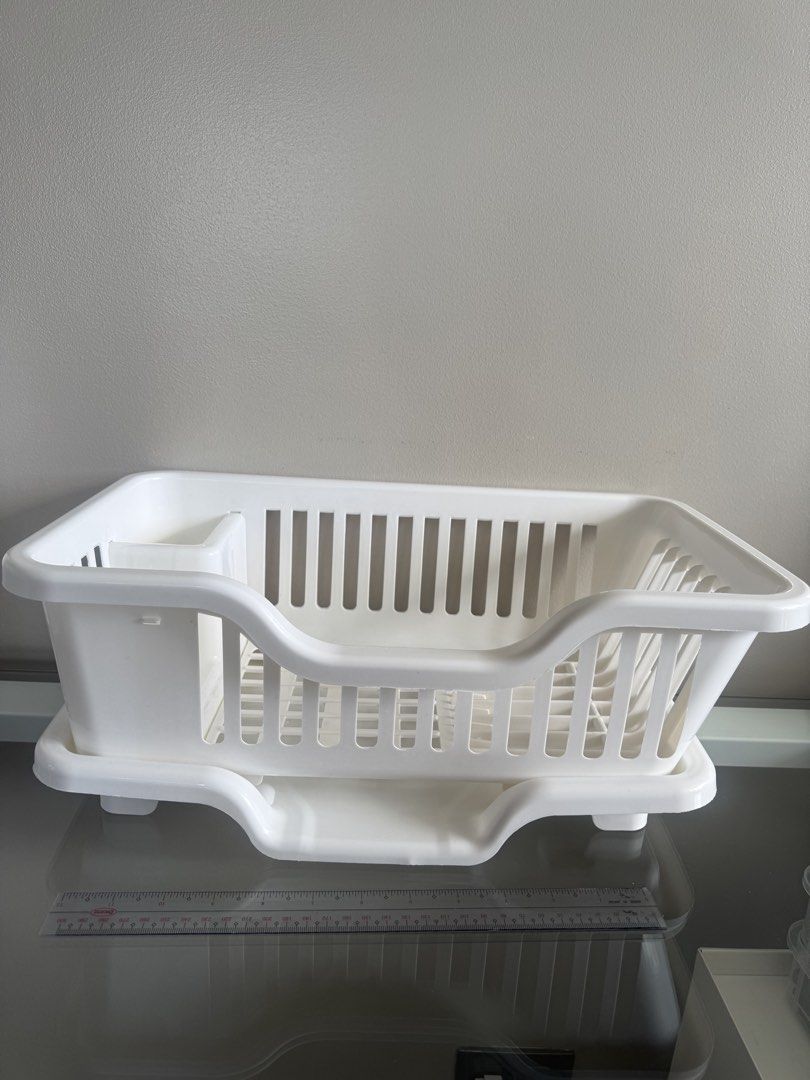 Dish drainer (Category: Other Kitchenware & Tableware) located in Quezon City. Submitted by lrski (Listing ID 1470777405, Image 2). Description: .