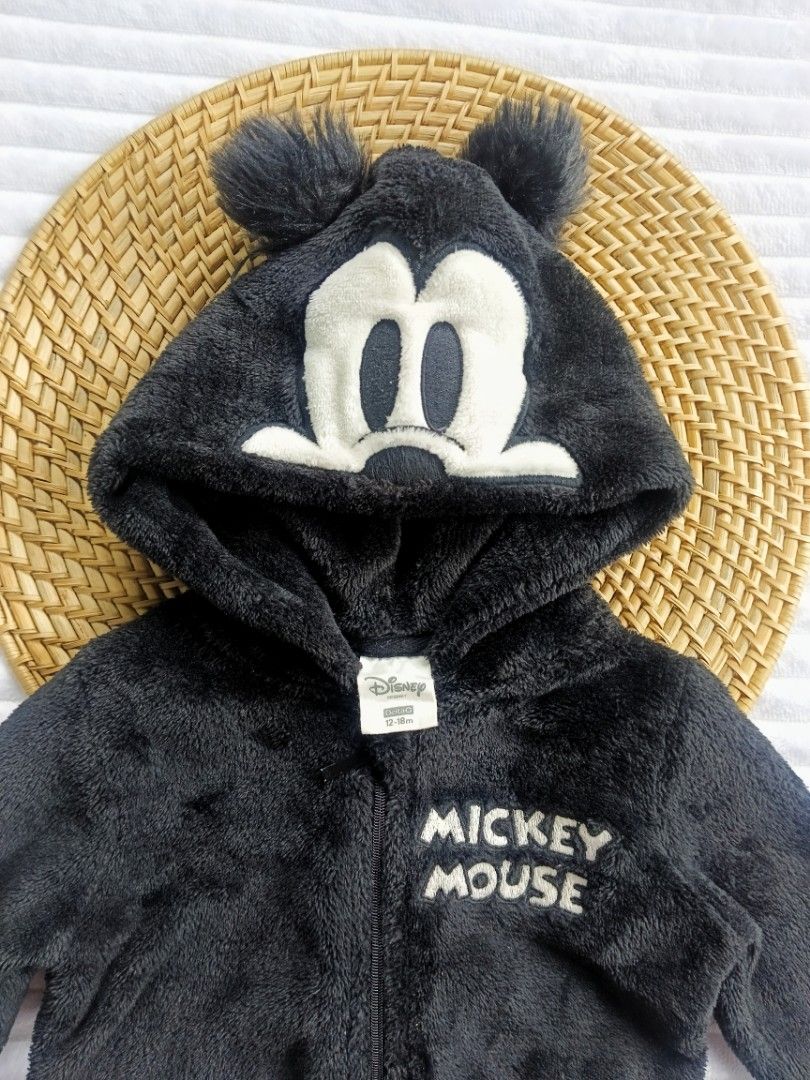 Disney Black Mickey Mouse Hooded (Category: Babies & Kids Fashion) located in Bayombong. Submitted by lovethrifting.slay (Listing ID 1470785226, Image 2). Description: Title: Disney Black Mickey Mouse Hooded Size: 12-18months Condition: Likenew Flaws: None Price: 250 Payment Method: Gcash Delivery: J&T (sf shoulder by buyer).