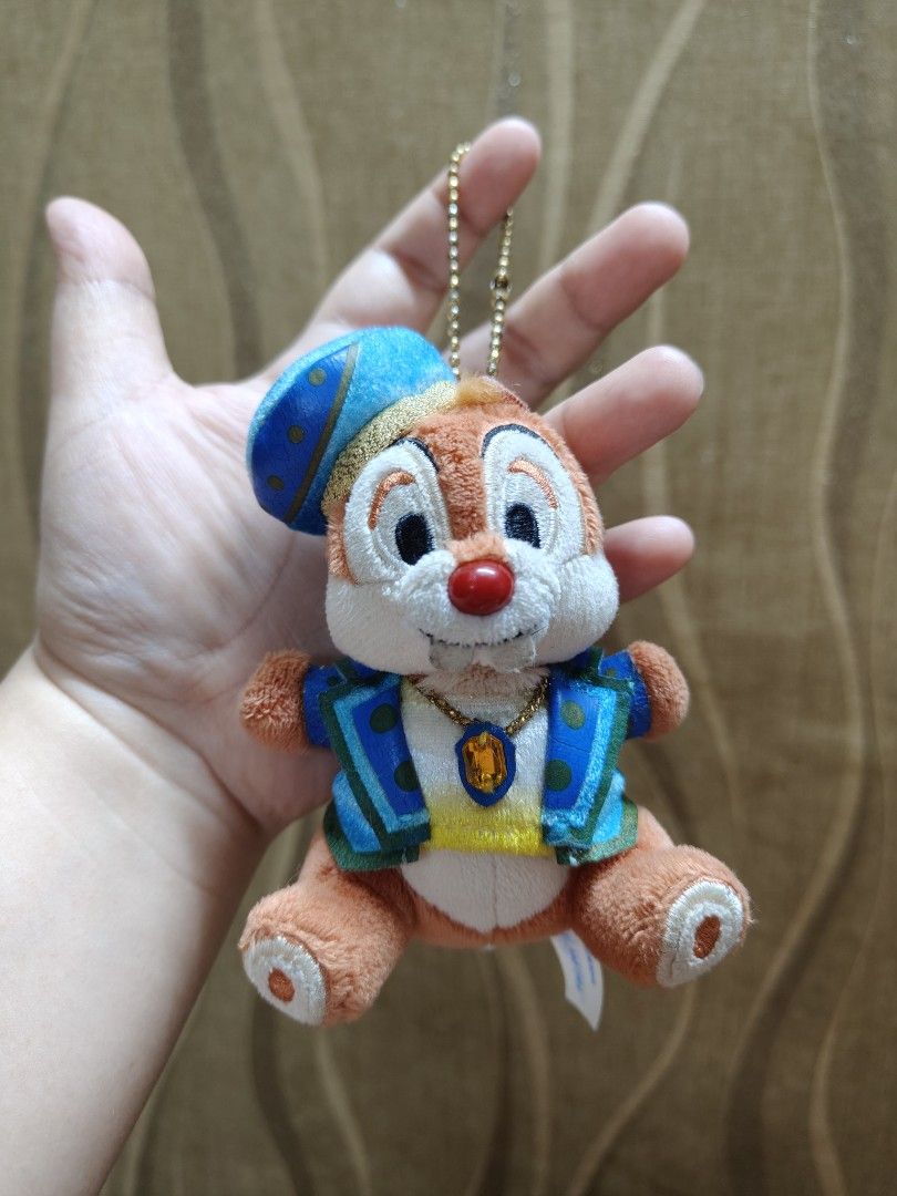 Disney Chip n Dale Plush Charm (Category: Plushies & Soft Toys) located in Santa Rosa. Submitted by mmps249.1 (Listing ID 1470761880, Image 1). Description: Crossposted Mine now, pay now shipping courier: JRS only Gcash payment upon order No reservations.