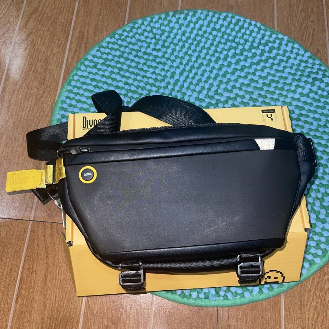 Divoom Pixoo Slingbag Generation 4 (Category: Sling Bags) located in Manila. Submitted by charliethehorgi (Listing ID 1470833374, Image 3). Description: Received as a gift, pretty much brand new. Only tested the LED Feature once, been in the box ever since. DM for more pictures! .