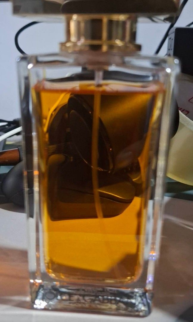 Dolce & Gabanna EDP for Women (Category: Fragrance & Deodorants) located in Bulacan. Submitted by ditchandswitch (Listing ID 1470800725, Image 3). Description: Dolce & Gabanna EDP for Women available in 2 variants: The One - 4799 Essence - 3799 or bundle pack no box 100% full juice level.