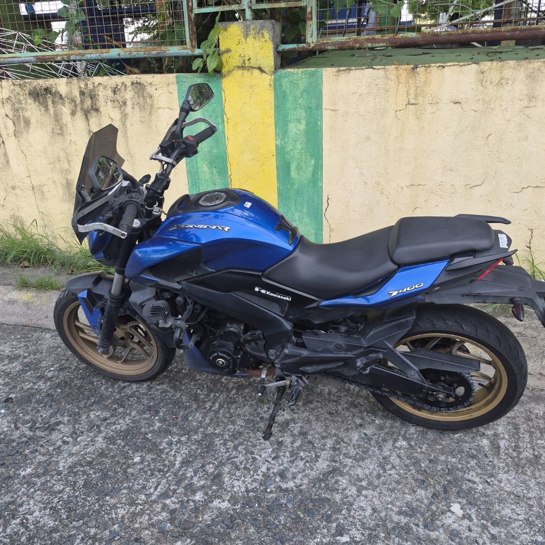 Dominar 400, 2020 model (Category: Motorbikes for Sale) located in Cavite. Submitted by patricktej25856 (Listing ID 1470838786, Image 3). Description: Dominar 400 2020 model 50,000+ odo Registered until 2027 under my name.