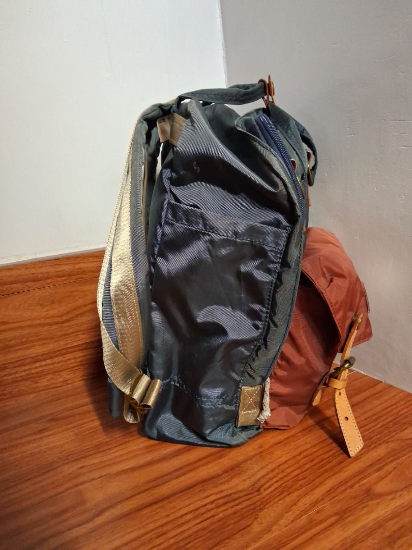 Doughnut Backpack (Category: Backpacks) located in Caloocan City. Submitted by 357oclock (Listing ID 1470669190, Image 2). Description: Welcome to 357 O'clock, we sell sportswear & streetwear garments to satisfy your lifestyle needs. 🚚 Ships within 24 hours nationwide and international 💯 100% Objective item condition disclosure 👌 Excellent customer service 🐈 Cat friendly.