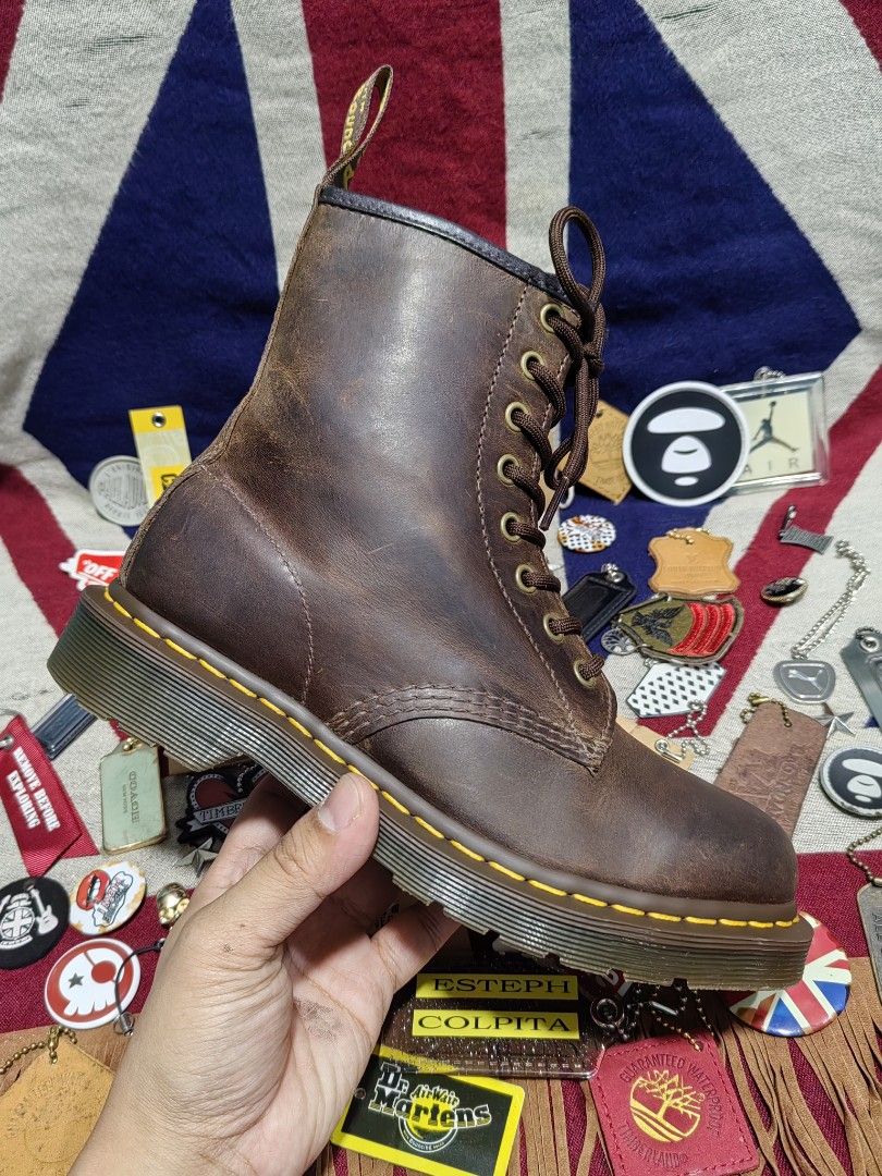 DR. MARTENS 1460 CRAZY HORSE (Category: Boots) located in Baguio. Submitted by curated_luxe_brandeds (Listing ID 1470822325, Image 2). Description: DR. MARTENS 1460 CRAZY HORSE AUTHENTIC PAIR UK 5 US 6 MENS US 7 WOMENS EUR 38 PHP 4580 +SF SEE PICS FOR DETAILS LIKE NEW CONDITION COLOR MAY VARY DUE TO LIGHTING MOP BDO /GCASH NO COD /COP PHYSICAL STORE : STALL 324A THIRD FLOOR SKYWORLD SESSION ROAD BAGUIO CITY FB PAGE /CAROUSELL : curated_luxe_brand