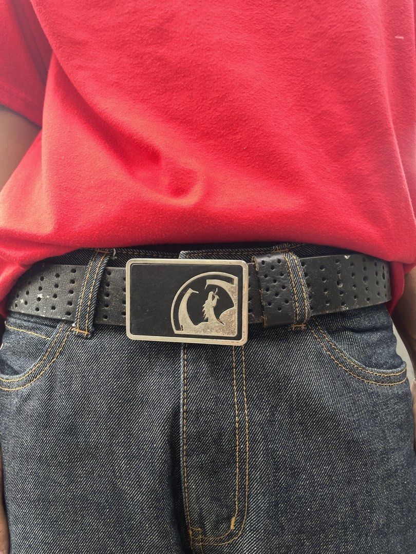 Dragon Genuine Leather Belt (Category: Belts) located in Manila. Submitted by jarchive (Listing ID 1470865775, Image 1). Description: - Good condition - Sign of usage - Size 29 up to 34 MOP: GCASH 📩.