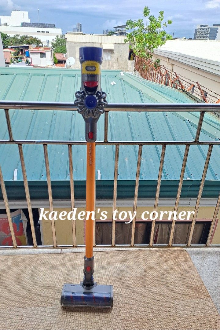 Dyson v8 absolute cordless vacuum (Category: Vacuum Cleaner & Housekeeping) located in Cebu City. Submitted by kaedenscebu (Listing ID 1470841540, Image 2). Description: Dyson v8 Absolute Cordless Vacuum ▪︎Lightweight Cordless vacuum ▪︎Suction power upto 115air watts ▪︎Battery performance 40mins ▪︎Max mode upto 7min suction ▪︎5 stage filtration system that capture 99.99% of microscopic particles ▪︎Hygentic 0.54L bin ▪︎Charging time :5 hours ▪︎Srp