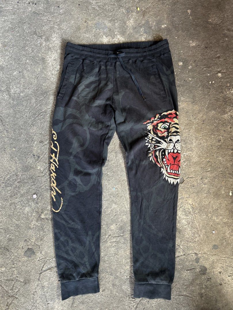 Ed hardy (Category: Joggers) located in Mabalacat. Submitted by johnchanfinds (Listing ID 1470766544, Image 1). Description: Excellent condition Size xl Waist 34-36 Length 41 Thigh 9.5 Hem 7.5 Color rate 9.5/10.
