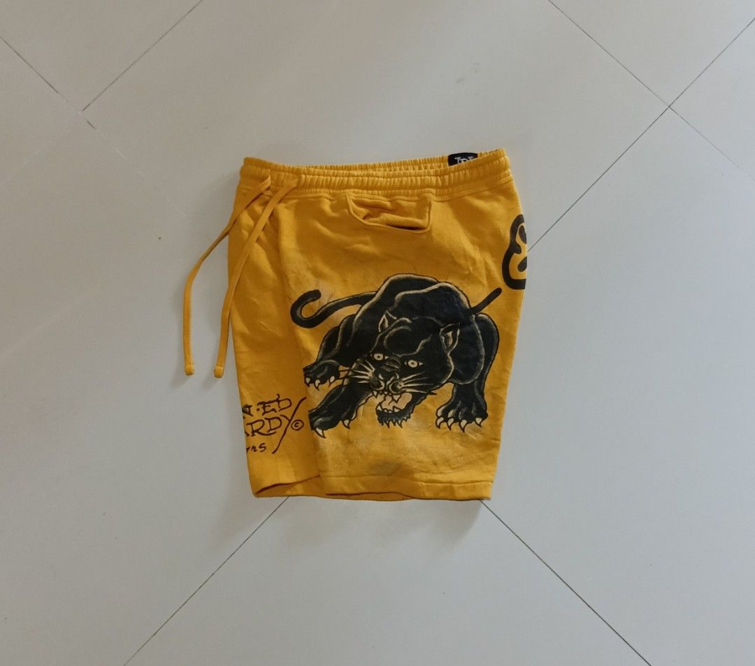 ED HARDY SWEATSHORT (Category: Shorts) located in San Carlos City. Submitted by noynoy11 (Listing ID 1470785655, Image 3). Description: ED HARDY SWEATSHORT✅ SMALL 30-32W - 18L - 10H Excellent - No issues DM✅.