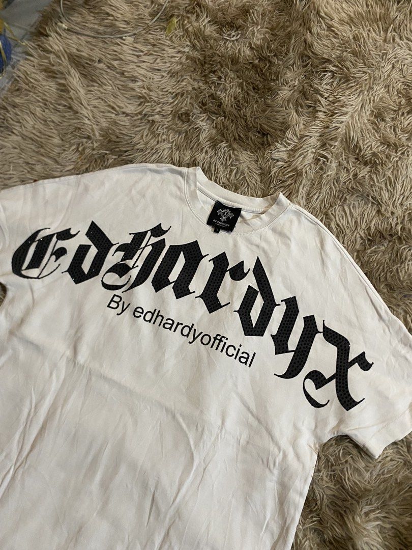 ED HARDYX (Category: Tshirts & Polo Shirts ) located in Aloran. Submitted by thriftnijep.04 (Listing ID 1470812576, Image 3). Description: Excellent Condition Dimes: W22.5 x L28.5 Large on tag Issue: NONE Color rate: 9.8/10.