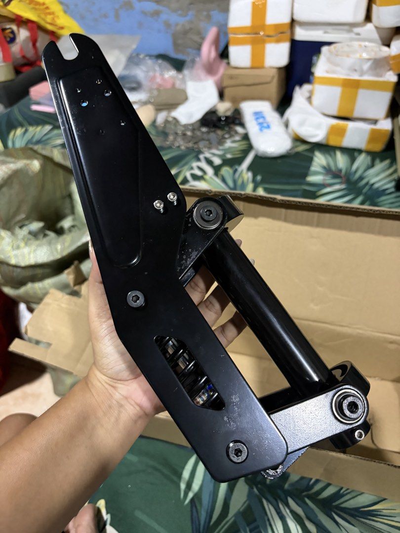 electric scooter front fork shock absorber (Category: Body Parts and Accessories) located in Manila. Submitted by quinnjenna2323 (Listing ID 1470900495, Image 2). Description: .
