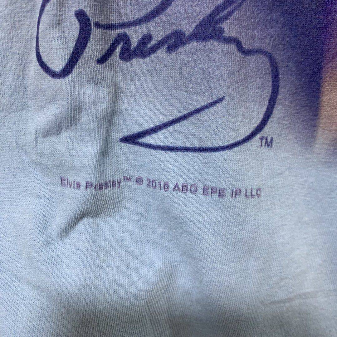 Elvis presley (Category: Tshirts & Polo Shirts ) located in Cavite. Submitted by yobubsss (Listing ID 1470905169, Image 3). Description: Size XL 23w 30L Good condition No issue.