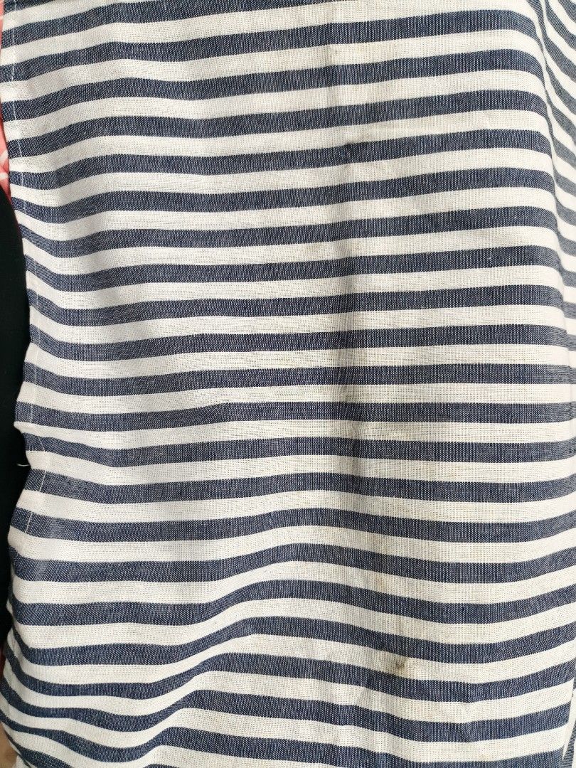 Emery rose blouse top (Category: Blouses) located in Quezon City. Submitted by trendyretro (Listing ID 1470923722, Image 3). Description: Brand new with pouch 3xl on tag flaw: has washable dirt as shown in photo Premium gingham fabric.