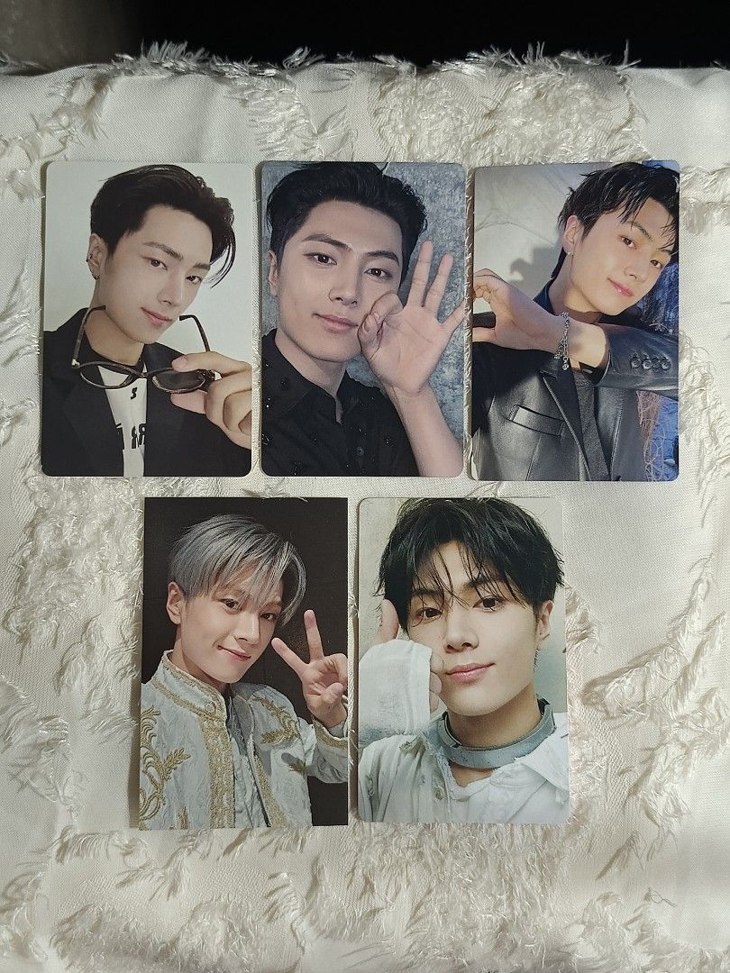 ENHYPEN Jay Official Photocards Set (Category: K-Wave Merchandise) located in Manila. Submitted by mabe_lll (Listing ID 1470804691, Image 1). Description: - Official ENHYPEN Jay Photocards - Includes 8 different cards across various eras - Kept in sleeves immediately after unboxing - Clean surfaces, no bends or major scratches - Selling as a set only.