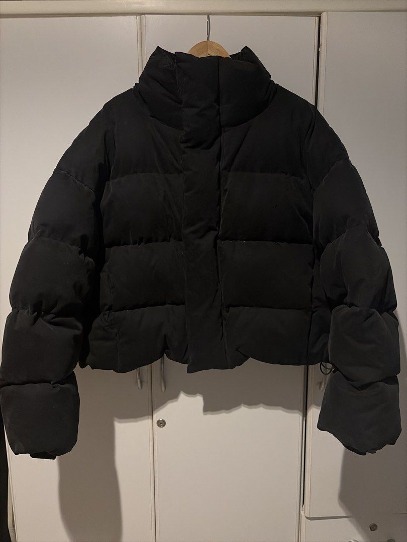 Entire Studios MML Heavy Puffer Jacket Size M (Category: Coats, Jackets and Outerwear) located in Paranaque City. Submitted by thebespoketraveler (Listing ID 1470916996, Image 2). Description: - Brand: Entire Studios - Style: Puffer jacket with chunky quilted panels and high collar - Color: IronBlack - Size: Medium (M) - Condition: like New with theRealreal tag - Materials: 100% cotton outer and lining - Fill: 700 loft (90% duck down, 10% duck fe