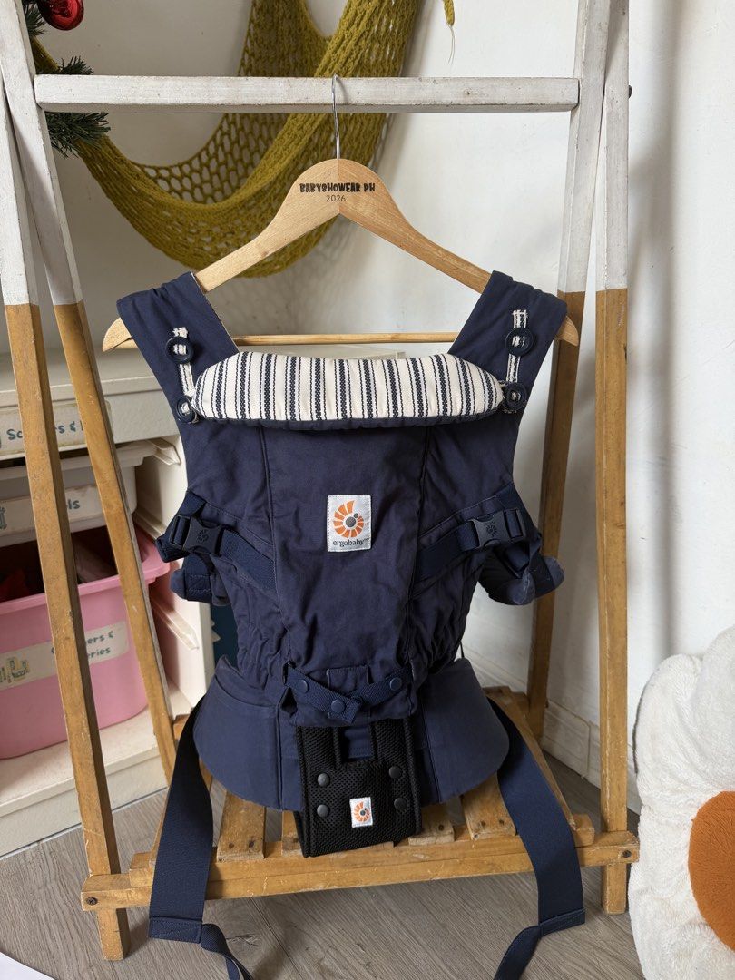 Ergobaby Adapt Admiral Blue (Category: Carriers & Slings) located in Santa Maria. Submitted by babyshowearph_official (Listing ID 1470894264, Image 3). Description: .