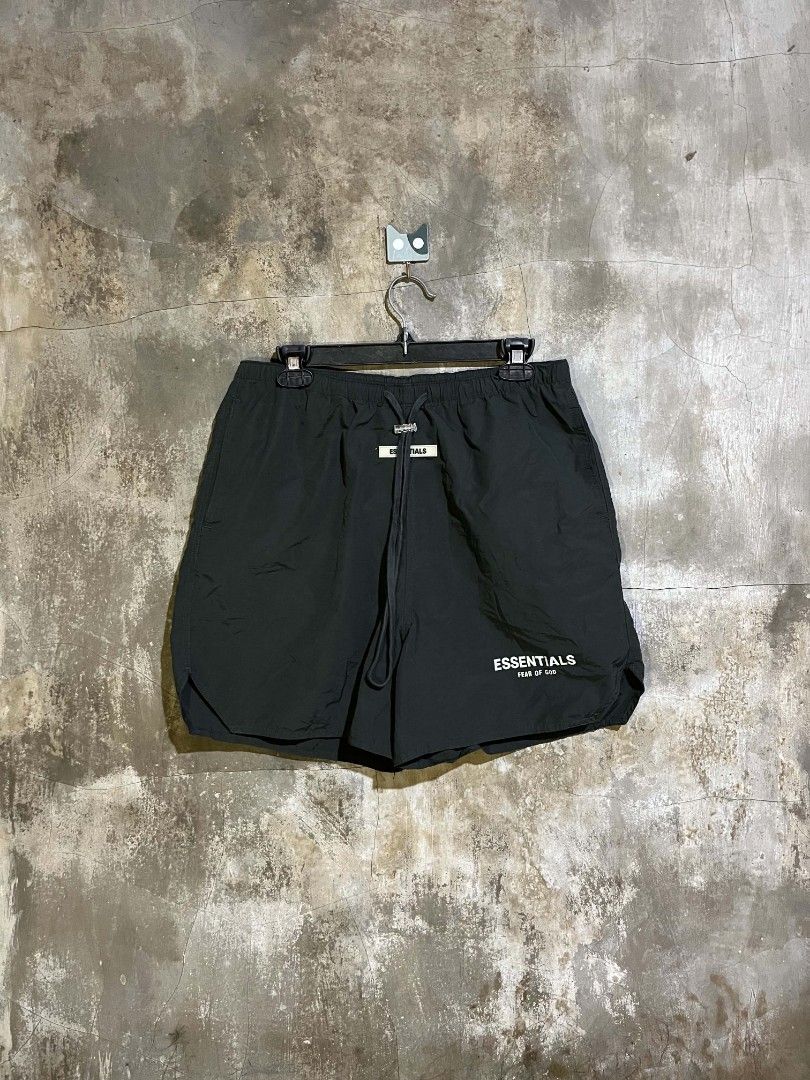 Essential Fear of God (Category: Shorts) located in Andop. Submitted by tonthrift_st (Listing ID 1470880733, Image 1). Description: Essential FOG Short Good as new Size Small on tag Dimes W30-36 Stretchable Length 17 Reflectorized logo No issue / flaws 🏷️📥 📍Kapalong, Davao del Norte.