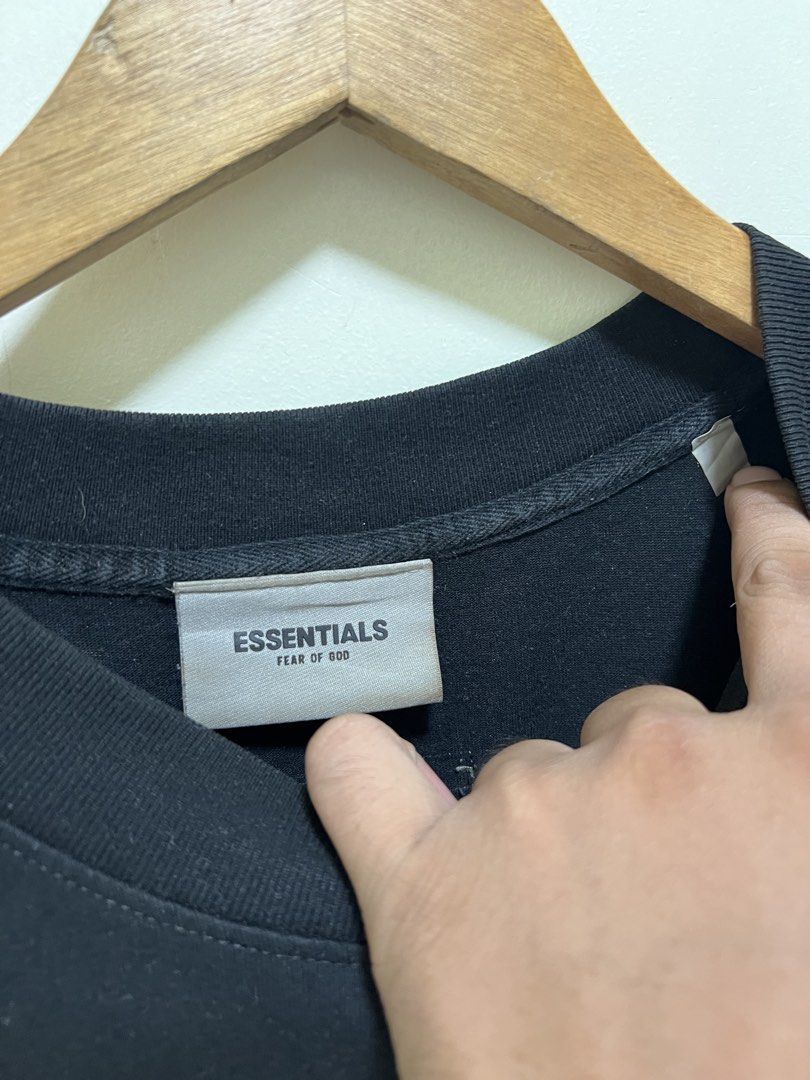 Essentials Black Shirt (Category: Formal Shirts) located in Manila. Submitted by thriftpoint99 (Listing ID 1470809525, Image 2). Description: 23x30 Issue crackprints Excellent condition.