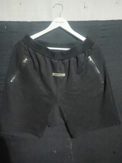 (Category: ) located in . Submitted by ukaythrift2.0 (Listing ID 1470877240, Image 1). Description: .