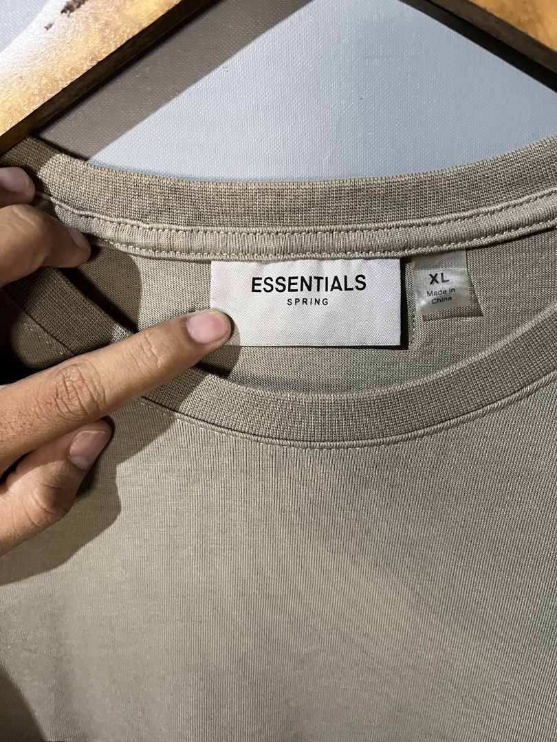 Essentials Spring Collection (Category: Tshirts & Polo Shirts ) located in San Mateo. Submitted by street_rev (Listing ID 1470759688, Image 2). Description: 29 x 23.