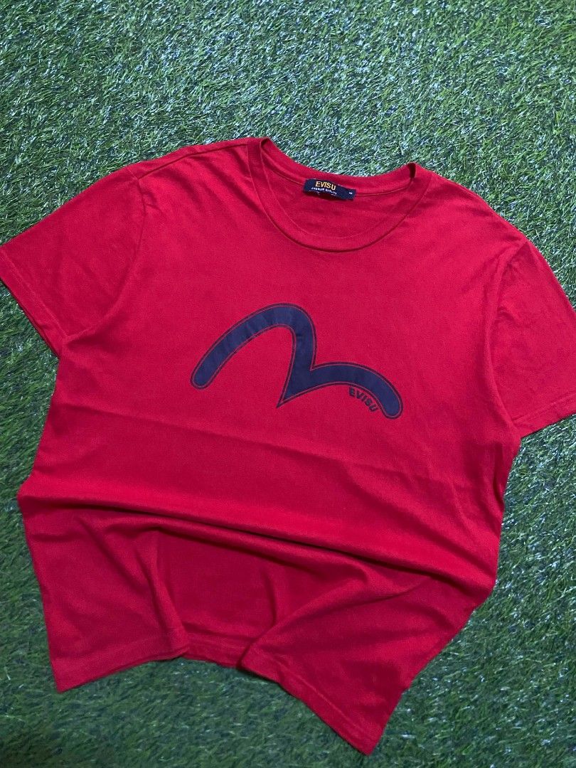 Evisu Red T-Shirt with Seagull Logo (Category: Tshirts & Polo Shirts ) located in Manila. Submitted by franzenbal30332 (Listing ID 1470879562, Image 3). Description: EVISU SIZE L WIDTH - 21.5 LENGTH - 28 COLOR RATE 9.5 EXCELLENT CONDI NO ISSUE.