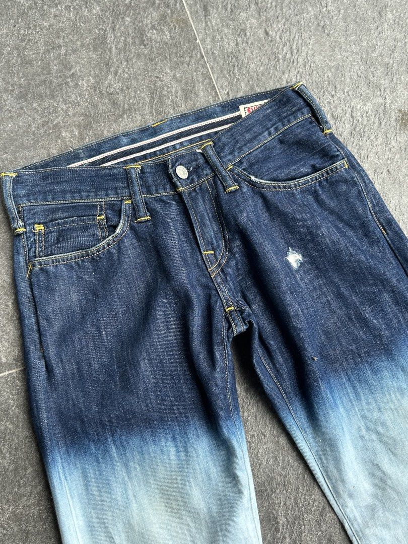EVISU TRI-TONE SLIM PANTS (Category: Jeans) located in Manaoag. Submitted by jrainier (Listing ID 1470908870, Image 3). Description: EVISU TRI-TONE SLIM PANTS Waist: 30 Length: 41 Hem: 7 Condition: Excellent Issue: ❌❌ DM FOR MORE DETAILS📩 📍Pangasinan Location.