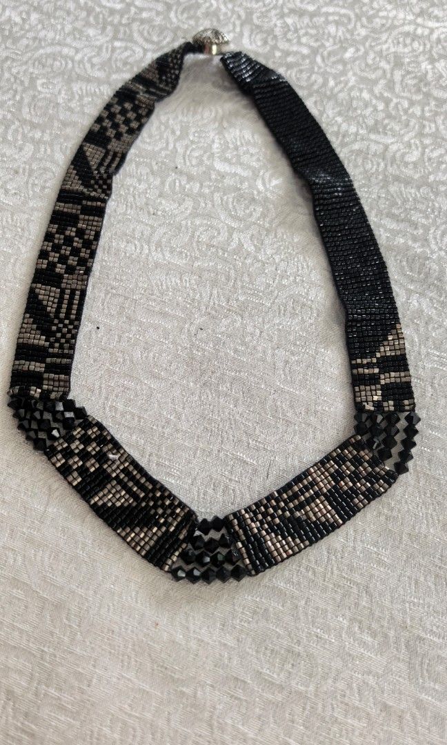 Fashion Chocker beaded Japan (Category: Necklaces) located in Tuguegarao City. Submitted by zenphoenix-7ad615 (Listing ID 1470780925, Image 2). Description: Pretty in actual. Chocker necklace Japan.