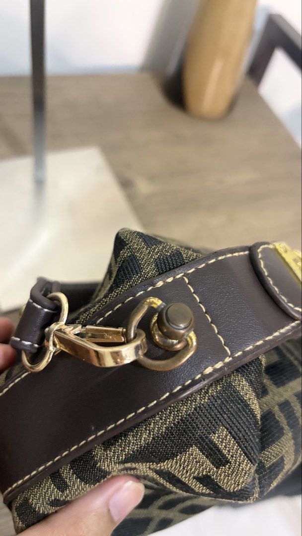 FENDI HANDBAG OG (Category: Luxury Bags & Wallets) located in Manila. Submitted by curatedfromjapan (Listing ID 1470903470, Image 3). Description: 💯 original 💯 GUARANTEED JAPAN SOURCED NEEDS BAG SPA.