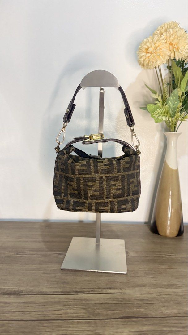 FENDI HANDBAG OG (Category: Luxury Bags & Wallets) located in Manila. Submitted by curatedfromjapan (Listing ID 1470903470, Image 1). Description: 💯 original 💯 GUARANTEED JAPAN SOURCED NEEDS BAG SPA.