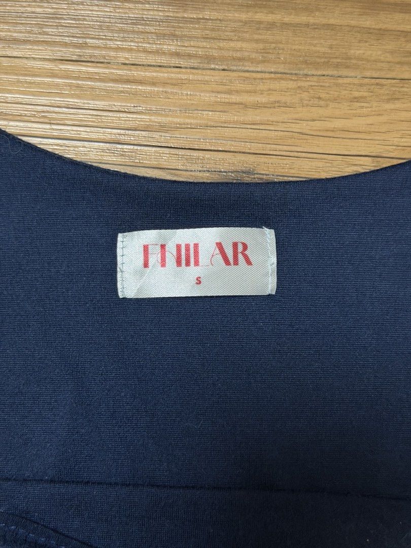 Fhilar - Navy Blue Sleeveless Top (Bella) (Category: Sleeveless) located in Angeles City. Submitted by choctaiyaki (Listing ID 1470904742, Image 2). Description: - not used - no flaws, (if ever may flaws, factory defect) - dm for inquiries .