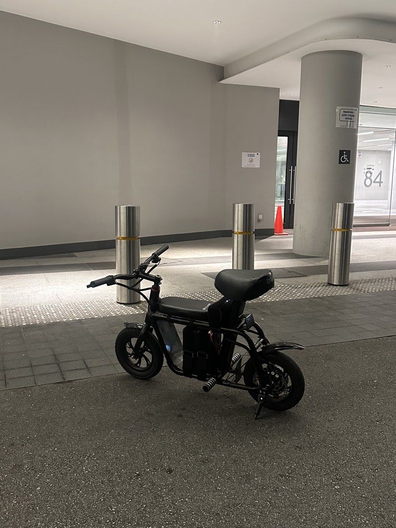 fiddo setup (Category: E-Scooters & E-Bikes) located in Singapore. Submitted by _khabib (Listing ID 1470914392, Image 1). Description: FIDDO 72V SETUP shikadi bar (quadloc inculde) magura mt5 button and voltmeter 7280 yyk full shunt mod(controller box) wire all solder (neatly) hm 72v6kw ( old batch) 1k tng will throw in free charge 5 jbl speaker if price is met.