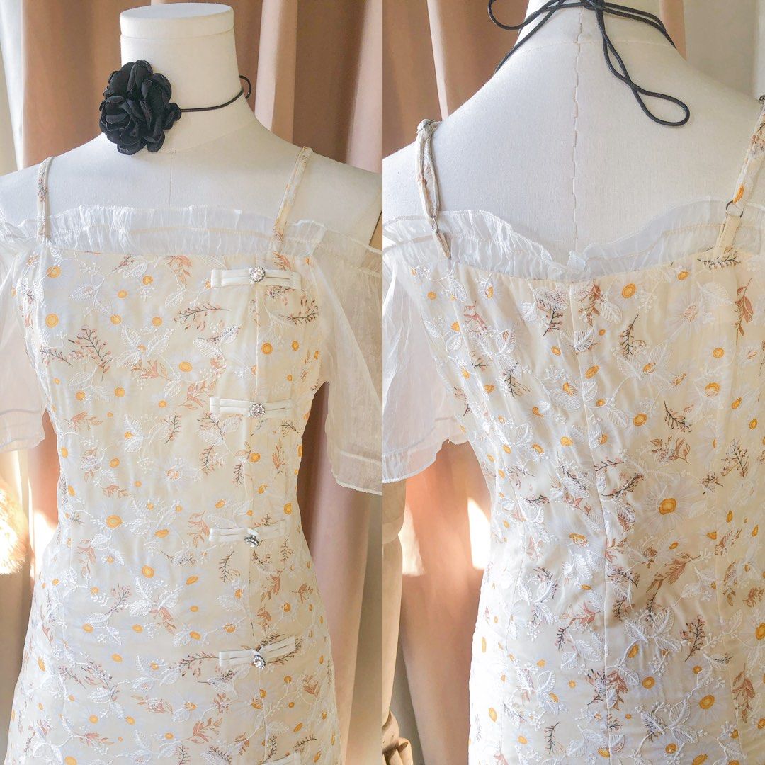Floral Mini Dress (Category: Dresses) located in Calamba. Submitted by Ashantyscollezion (Listing ID 1470785852, Image 3). Description: ✏️ 𝘒𝘪𝘯𝘥𝘭𝘺 𝘕𝘰𝘵𝘦: - 𝘗𝘭𝘦𝘢𝘴𝘦 𝘤𝘩𝘦𝘤𝘬 𝘢𝘭𝘭 𝘥𝘦𝘵𝘢𝘪𝘭𝘴 𝘪𝘯 𝘵𝘩𝘦 𝘤𝘢𝘱𝘵𝘪𝘰𝘯𝘴. - 𝘋𝘪𝘮𝘦𝘯𝘴𝘪𝘰𝘯𝘴 𝘢𝘭𝘳𝘦𝘢𝘥𝘺 𝘰𝘯 𝘵𝘩𝘦 𝘱𝘩𝘰𝘵𝘰. -𝘱𝘦𝘵𝘵𝘪𝘤𝘰𝘢𝘵, 𝘳𝘪𝘣𝘣𝘰𝘯 𝘢𝘯𝘥 𝘰𝘵𝘩𝘦𝘳 𝘴𝘵𝘺𝘭𝘪𝘯𝘨 𝘪𝘵𝘦𝘮𝘴 𝘢𝘳𝘦 𝘯𝘰𝘵 𝘪𝘯𝘤𝘭𝘶𝘥𝘦𝘥. 𝘍𝘰𝘳 𝘧𝘭𝘢𝘸𝘴 𝘢𝘯𝘥 𝘰𝘵𝘩𝘦𝘳 𝘪