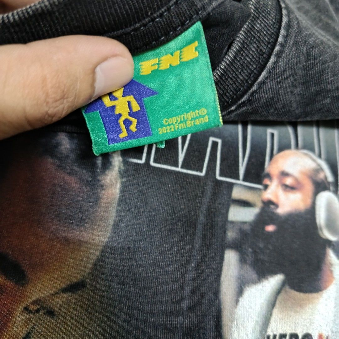 FNI BRAND (Category: Activewear) located in Manila. Submitted by youngmrink.com (Listing ID 1470907586, Image 2). Description: 🔥 FNI BRAND JAMES HARDEN BOOTLEG SHIRT 🔥 🏀 Basketball Graphic Tee 🖤 Black Washed / Vintage Style 💯 Astig na James Harden design 👕 Size: Medium (M) 🔥 Perfect pang-streetwear, casual outfit, at pang-OOTD 😎 Bagay sa jeans, cargo pants, at shorts 💸 PRICE: ₱450 negotiable 📌 Condition: [Ilagay ang totoong kondisyon] �