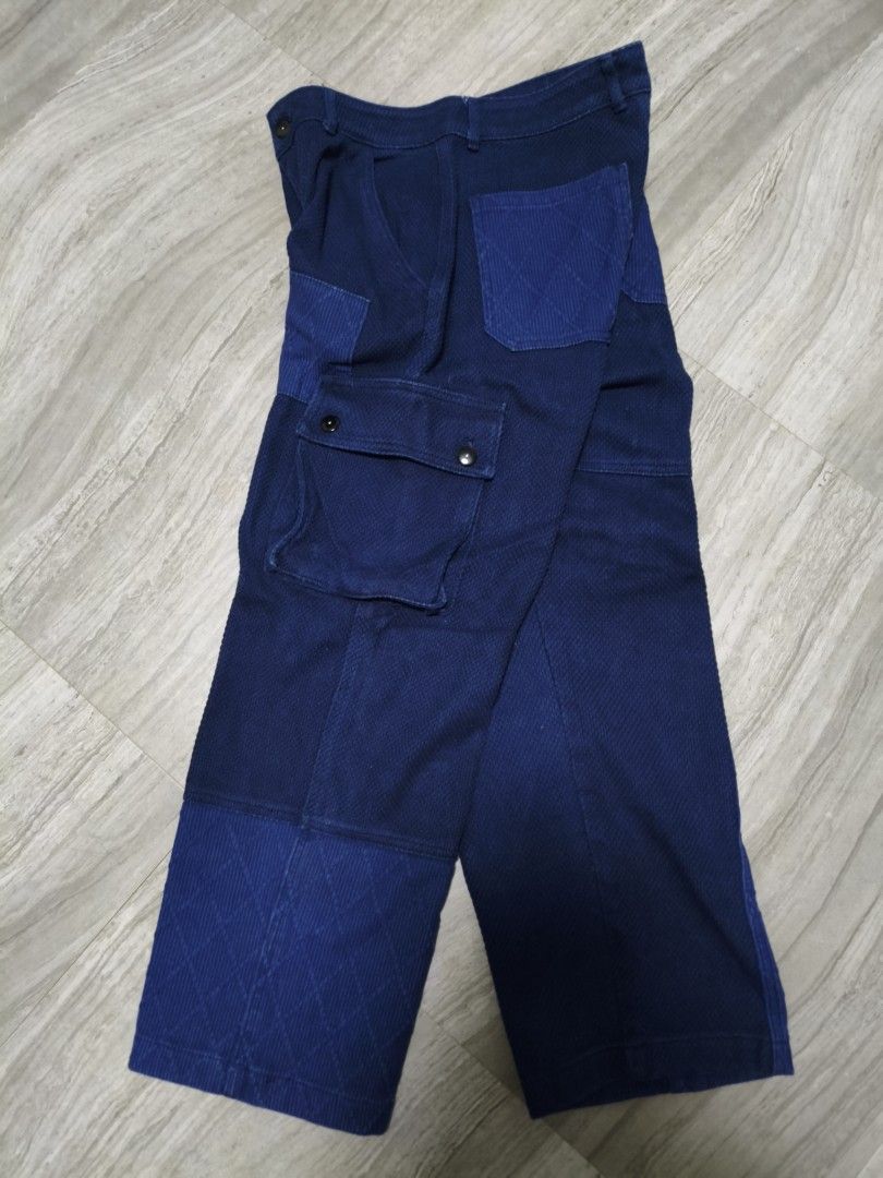Focus blue sashiko cargo trousers (Category: Trousers) located in Puerto Princesa. Submitted by lotsstuff (Listing ID 1470815204, Image 3). Description: size small fits 30-32 waist excellent condition price 999+sf.