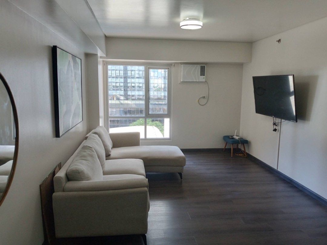 For Lease Condo Unit with 2 Slots Parking (Category: Apartments & Condos) located in Mandaluyong City. Submitted by reyvallena15 (Listing ID 1470928826, Image 2). Description: 🏙️ FOR LEASE: 2-BEDROOM CONDO UNIT WITH 2 PARKING SLOTS 📍 Avida Towers 9th Avenue, Taguig City 💰 Monthly Rent: ₱55,000 Unit Details: * 2-Bedroom Condo Unit * Furnished * Located on the 4th Floor * 2 Parking Slots (Parking Level 3) * Association Dues Included Lease Terms: