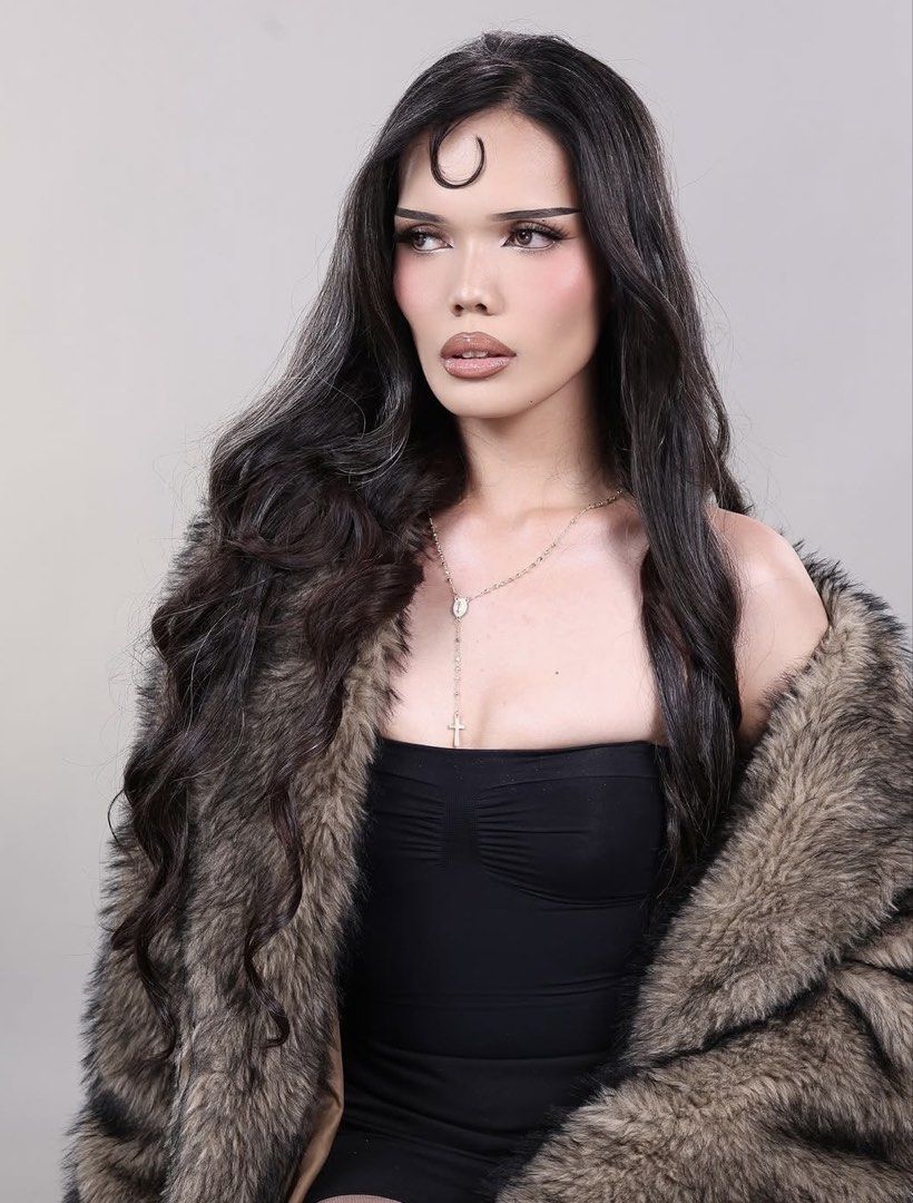 FOR RENT: FUR COAT (Category: Coats, Jackets and Outerwear) located in Marikina City. Submitted by alfredbel15375 (Listing ID 1470756718, Image 3). Description: Fur coat available for rent, perfect for photoshoots, events, birthdays, gigs, editorials, and more. The fur coat are dry cleaned to ensure they are in the best condition for every client. Location: San Mateo, Rizal Delivery via Lalamove or Pick Up Rental Rate: P400 per day (Per day basis
