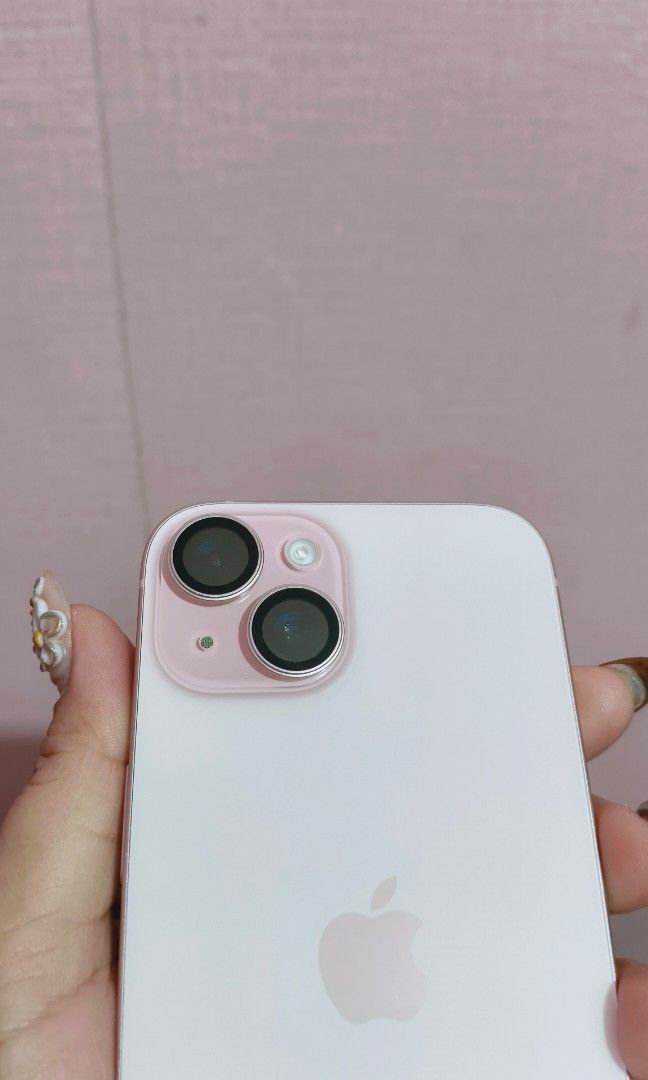 FOR SALE (Category: iPhone 15 Series) located in Manila. Submitted by kareen385 (Listing ID 1470777732, Image 2). Description: bought August but i preferred bigger screen. No issue. Girl User. includes : phone box cable 2 cases 1 tempered glass Battery: 99% CC :27 counts.