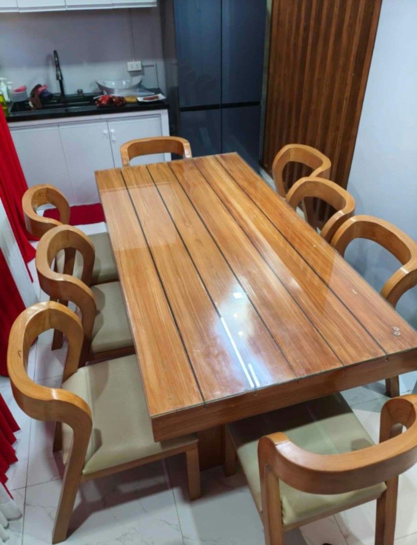 For sale 8 seater dining table (Category: Tables & Sets) located in Manila. Submitted by engrmike_24 (Listing ID 1470832910, Image 1). Description: .