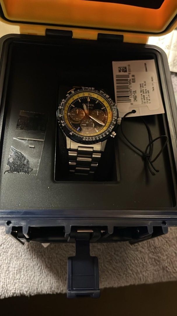 For Sale ! ! ! Citizen Limited Edition (Category: Luxury Watches) located in Caloocan City. Submitted by zenbear.e9c9d6 (Listing ID 1470932004, Image 2). Description: CITIZEN GENTS PROMASTER SKY CHRONOGRAPH BLUE ANGELS EDITION.