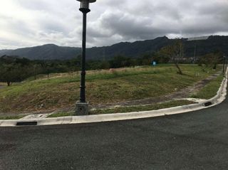 (Category: ) located in . Submitted by monterosa.realestate (Listing ID 1470798921, Image 1). Description: .