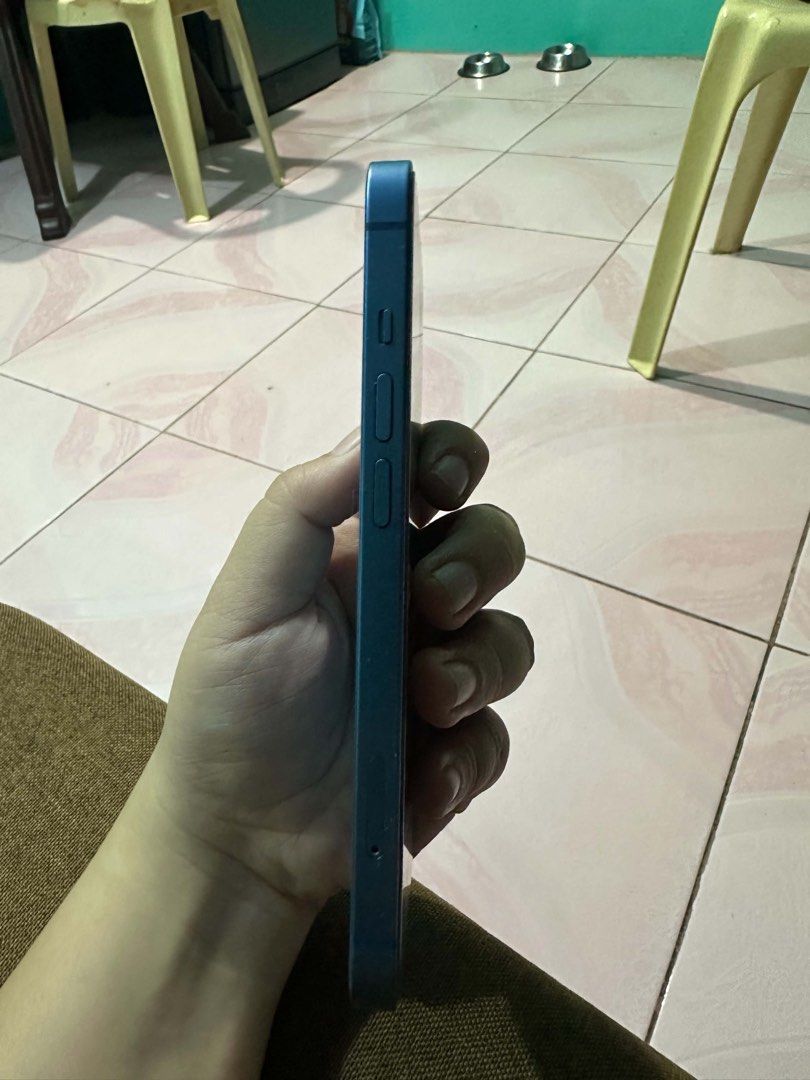 for sale iphone 13 128 (Category: iPhone 13 Series) located in General Trias. Submitted by yancy. (Listing ID 1470920954, Image 2). Description: FOR SALE IPHONE 13 128gb globe locked local variant with box batthealth 100 no issue sa cam back and front true tone nagana all working unli check unli reset issue : minor dents at napalitan na ng battery pero orig pinalit. rfs:need cash.