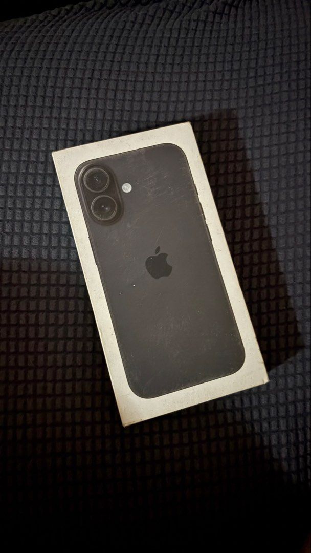 Iphone 16 (Category: iPhone 16 Series) located in Manila. Submitted by chael13 (Listing ID 1470766141, Image 1). Description: Hello Im selling my personal used Iphone 16 | 128 GB INCLUSIONS : With box and replacement cord | sira na orig cord since matagal ko na rin nagamit. But yung replacement naman is still fast charging. Sama ko na rin extra cases and film sticker na color white. Naka film sticker yung phone pero pwede ko naman tanggalin if yo